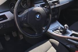 BMW 320d domakinska kola