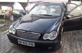 Mercedes C200 cdi 2005 god redizajn