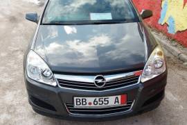 Opel Astra 1.4 2008god