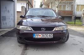Opel Vektra 1.8 dizna plin redizajn 2.000.god.ful.
