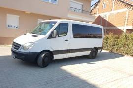 Mercedes 311 2007godina staklo zacuvano