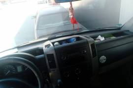 Mercedes 311 2007godina staklo zacuvano