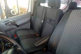 Mercedes 311 2007godina staklo zacuvano