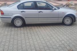 BMW 318i 