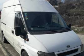 Ford Transit 2.4 TD 2005 godina redovno servisirano