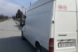 Ford Transit 2.4 TD 2005 godina redovno servisirano