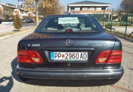 Mercedes Benz E300 1998 godina turbo dizel AMG oprema