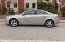 Opel Insignia 2.0 161ks 2009