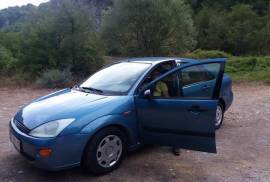 Ford Focus 2001 god. benz/plin