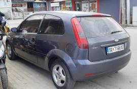 Ford Fiesta 1.4tdci gia oprema 2004god ekstra sost