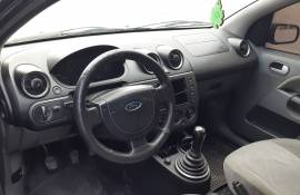 Ford Fiesta 1.4tdci gia oprema 2004god ekstra sost