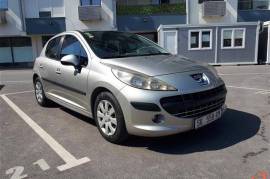 PEUGEOT 207 1.4 benzin/plin