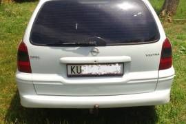 Opel Vectra 2.0 DTI 16v 1999 godina klima abs servo