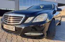 Mercedes E200 BlueEfficiency Avantgarde 2012 god.