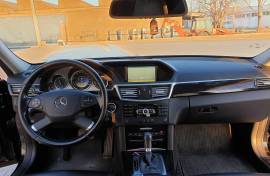 Mercedes E200 BlueEfficiency Avantgarde 2012 god.
