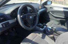 BMW 320d 2002 god.