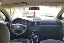 VW Passat 1.9 TDI pali vozi 2000 godina