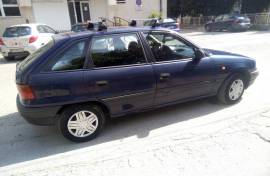 Opel Astra F clasik 1.4 benzin 2000 godina