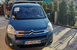 Cirtroen Berlingo 1.6hdi so zelen karton 2010 god.