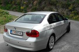 BMW e90 320d 2.0 163ks 2005 godina 4 novi gumi