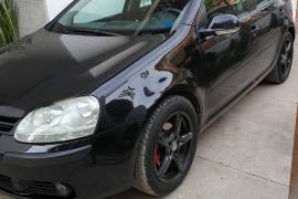 Golf V 1.9TDI 77KW navigacija/klimatronik 2005 god
