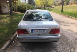 Mercedes E220cdi Automatik Registrirano