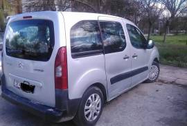 Berlingo 2008 1.6 hdi full neuvezeno reg 4/2020