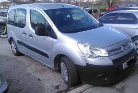 Berlingo 2008 1.6 hdi full neuvezeno reg 4/2020