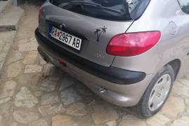Peugeot 206 1.1