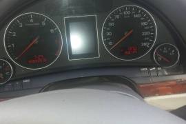 Audi A4 2002 god. 3.0 benzin/plin quattro