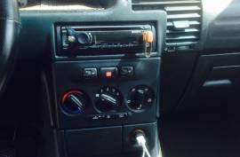 Opel Zafira 2003 god.