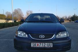 Toyota Avensis 2.0 - 2002 god.