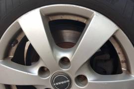 Bmw 118d 2006 god. 120ks