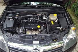 Opel Astra gtc 1.4 90 ks benzin/plin