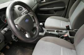 Ford Focus sedan 2006 1.4 80 ks benzin/plin