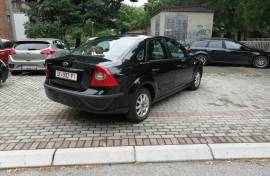 Ford Focus sedan 2006 1.4 80 ks benzin/plin