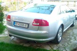 Audi A8 4.2 2003 god. plin