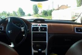 PEUGEOT 307sw 2.0 dizel 2004 godina