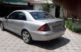 Mercedes C200 cdi 2001g. vo odlicna sostojba