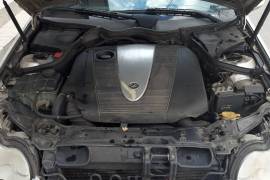 MERCEDES C220 CDI 150ks '04 REG+ZELEN SO SERVISNA