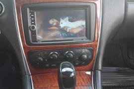 MERCEDES C220 CDI 150ks '04 REG+ZELEN SO SERVISNA