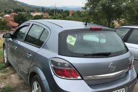 Opel Astra H 1.7 CDTI 2009 god.