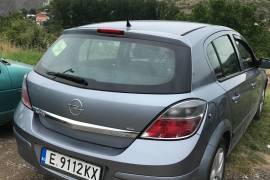Opel Astra H 1.7 CDTI 2009 god.