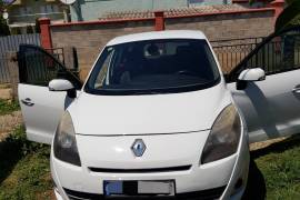 Renault Grand Scenic 1.9 dci 2011g. moze i zamena
