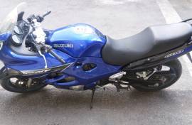 Suzuki Gsxf 600 - 2004 god.