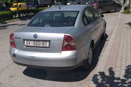 VW Passat 1.9 TDI 74 KW 2003 godina