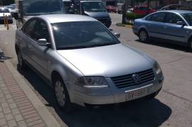 VW Passat 1.9 TDI 74 KW 2003 godina