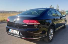 VW Passat 2.0 Bluemotion 2016 godina