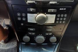 Opel Astra 1.7 cdti 110 ks 2009 godina