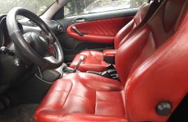 Alfa Romeo GT 2.0 2005 god.